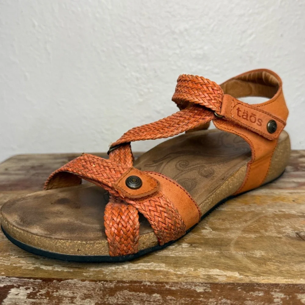 Taos Footwear women size